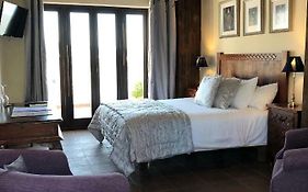 Hostal Avalon